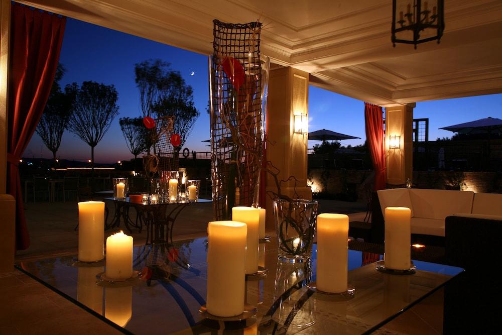 Eurostars Palacio Buenavista Toledo Exterior foto The Terrace at the Four Seasons Hotel