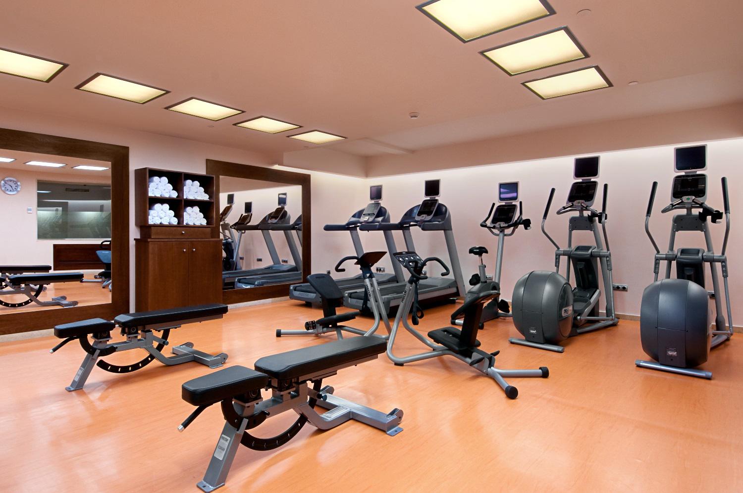 Eurostars Palacio Buenavista Toledo Facilidades foto A gym at a hotel
