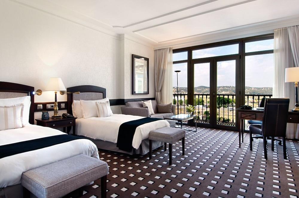 Eurostars Palacio Buenavista Toledo Exterior foto A room at the hotel